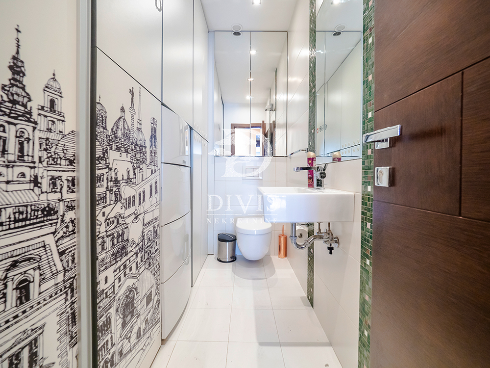 Slika 6 - Serdar Jola, Četvorosoban stan na prodaju, 234m2, 1.350.000€